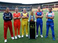 最终让他在 最终让他在